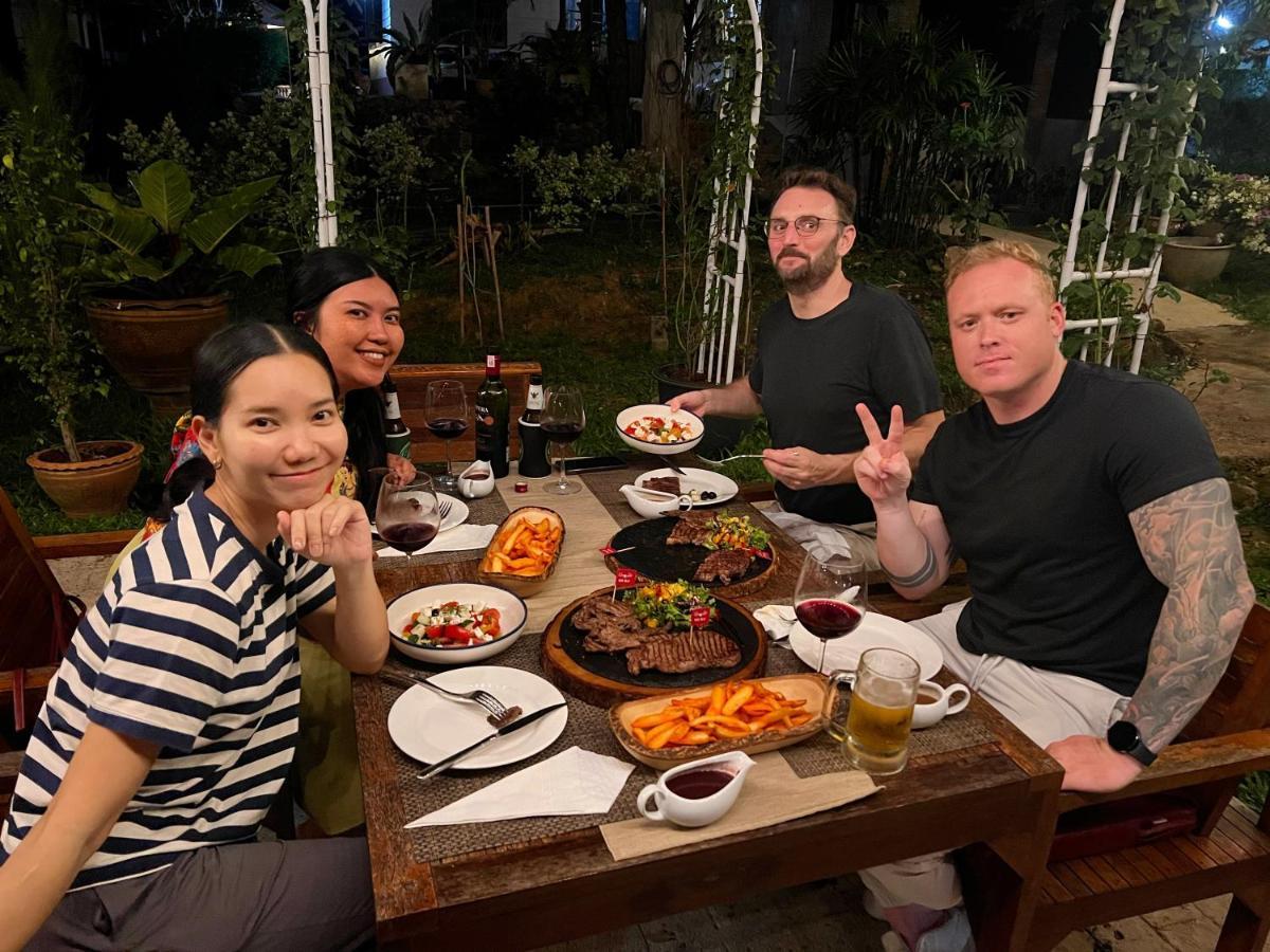 Big Elk Steak House - Homestay Τρατ Εξωτερικό φωτογραφία